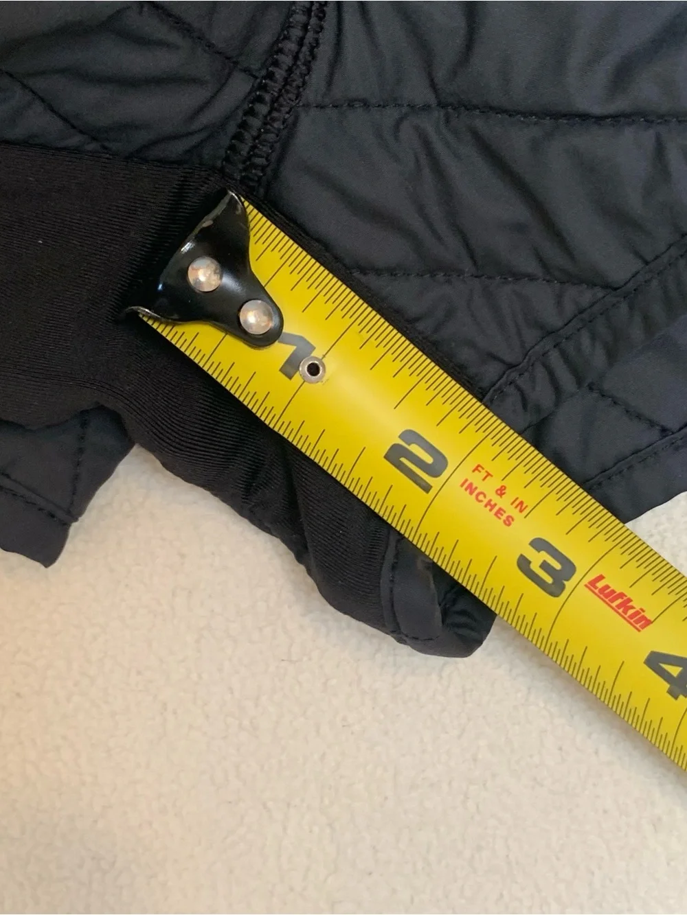 Ivivva by Lululemon Girls Black Quilted Athletic Shorts Sz 14 Zip Pocket Running